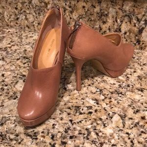 ⭐️Nine West leather boots